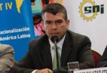 Julio GuzmÃƒÂ¡n evalÃƒÂºa salir a las calles si JNE rechaza su candidatura