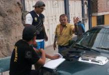 Anciano y pareja fueron detenidos por venta de droga en el cercado