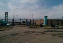 TRASLADAN A ONCE REOS DE ALTA PELIGROSIDAD DE AREQUIPA HACIA LIMA