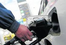 AREQUIPA: Â¿VENDEN COMBUSTIBLE ADULTERADO?