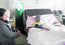 PUNO: MAESTRA NEGABA PERMISO Y NIÃ‘O SE ORINABA EN EL AULA Y ACABA CON NEUMONÃA