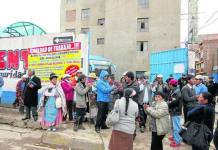 PUNO: TRANSPORTISTAS FRUSTRAN OPERATIVO DE CLAUSURA DE TERMINAL NO AUTORIZADO