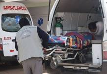 PUNO: MUJER CAE SOBRE VIDRIOS DE BOTELLA Y QUEDA DESFIGURADA
