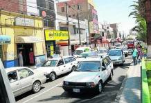 TACNA: TAXISTAS ESPERAN DIÃLOGO CON ALCALDE LUIS TORRES Y AMENAZAN CON IR A HUELGA