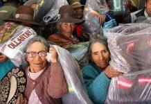 CUSCO: NIÃ‘OS Y ANCIANOS RECIBEN ABRIGO EN ESPINAR