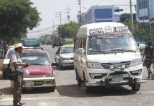 AREQUIPA: SE INCREMENTAN VEHÃCULOS PIRATAS EN CAYMA, POR DECLARACIONES DEL ALCALDE ZEGARRA