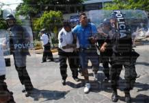 MOQUEGUA: DETIENEN EN COMISARÃA DE SAMEGUA A 5 MAESTROS EN HUELGA MAGISTERIAL