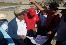 MOQUEGUA: PRESIDENTE DEL COMITE DE DEFENSA TERRITORIAL DE MOQUEGUA Y ALCALDE PROVINCIAL EN SU VISITA AL CASERÃO DE HUAYNALEN
