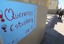 CUSCO: LABORES ESCOLARES NO INICIARON Y ESTUDIANTES SE QUEDARON EN LAS CALLES