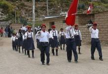 TACNA: PADRES RETOMAN COLEGIO QUE NO ESTABA LIQUIDADO