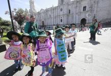 AREQUIPA: DESDE ESTE MES, 4 MIL PROFESORES CONTRATADOS RECIBEN AUMENTO DE SUELDO