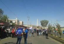 AREQUIPA: PADRES DE FAMILIA SE ALISTAN PARA PROTESTAR CONTRA LOS PROFESORES EN HUELGA