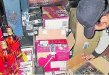 PUNO: INCAUTAN MERCADERÃA DE WHISKY VALORIZADA EN 50 MIL SOLES
