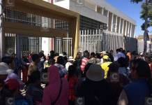 AREQUIPA: PADRES DE FAMILIA EXIGEN QUE LOS DOCENTES SEAN EVALUADOS