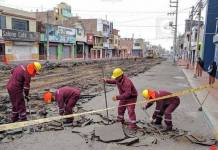TACNA: MUNICIPALIDAD RENUEVA ASFALTO EN 500 METROS DE LA AV. CORONEL MENDOZA