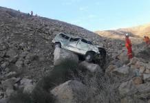 TACNA: CAMIONETA CAE POR UNA PENDIENTE EN TOQUEPALA Y FALLECE EL COPILOTO
