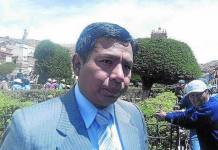 PUNO: ACUSAN A FUNCIONARIO DE CONTRATAR 