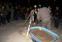 ILO: ALCALDE COLOCA PRIMERA PARA EJECUTAR OBRA VIAL EN EL AA. HH. NUEVA VICTORIA