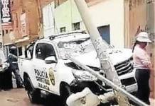 PUNO: PATRULLERO SE EMPOTRA EN VIVIENDA DE LA CIUDAD DE JULIACA