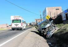PUNO: PASAJEROS DE DOS CARROS SALVAN SUS VIDAS EN CHOQUE QUE PUDO SER PEOR