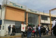 AREQUIPA: ARMADOS ROBAN 2 MIL SOLES DE FINANCIERA EN PAUCARPATA