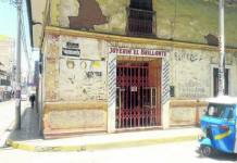 PUNO: LADRONES SE LLEVAN CERCA DE 17 MIL SOLES EN JOYAS EN PLENO CENTRO