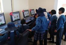 MOQUEGUA: SE INAUGURÃ“ BIBLIOTECA VIRTUAL EN I. E. TITIRE