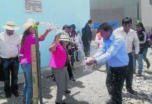 AREQUIPA: DESPUÃ‰S DE 17 AÃ‘OS, 4 MIL 500 POBLADORES CUENTAN CON AGUA Y DESAGÃœE