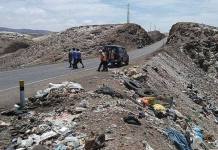 AREQUIPA: RECOGERÃN LA BASURA ACUMULADA EN LA CARRETERA AREQUIPA- ISLAY