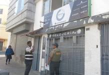 TACNA: DELINCUENTES ASALTAN RELOJERÃA EN LA MADRUGADA