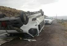 PUNO: MINIVAN SE DESPISTA Y DEJA COMO SALDO HERIDOS
