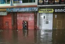 PUNO: COLAPSA UNA VEZ MÃS SISTEMA DE ALCANTARILLADO EN LA CIUDAD DE JULIACA