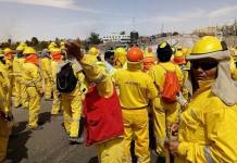 AREQUIPA: OBREROS DE ICCGSA EN HUELGA INDEFINIDA POR FALTA DE PAGO DE GRATIFICACIONES