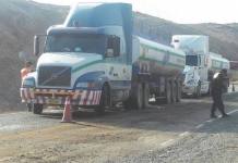 AREQUIPA: DERRAME DE COMBUSTIBLE EN LA VÃA MOLLENDO- MATARANI