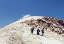 MOQUEGUA: ENJAMBRE DE SISMOS EN EL TICSANI TAMBIÃ‰N GENERA ALERTA DE POSIBLE ERUPCIÃ“N