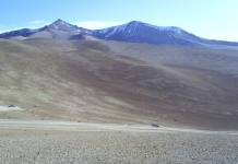 MOQUEGUA: EL TICSANI, UN VOLCÃN A PUNTO DE DESPERTAR