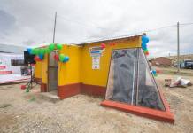 MOQUEGUA: FONCODES ENTREGA 70 VIVIENDAS TÃ‰RMICAS
