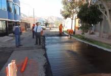 SAMEGUA: LA MUNICIPALIDAD DISTRITAL CONTINUA CON LOS TRABAJOS DE MEJORAMIENTO Y MANTENIMIENTO EN LA CALLE ANTIGUA
