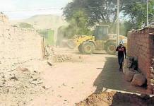 AREQUIPA: POBLADORES DE CARAVELÃ EN LA CALLE, PORQUE NO ARMAN LOS MÃ“DULOS DE VIVIENDA