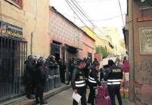 PUNO: LO CAPTURAN EN PLENA JUERGA POR NO CUMPLIR CON SU HIJO
