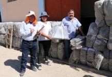 MOQUEGUA: COER ENTREGA 720 FRAZADAS PARA ATENDER AFECTADOS POR BAJAS TEMPERATURAS EN PUQUINA