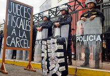 EL SUR MARCHÃ“ CONTRA LA CORRUPCIÃ“N, PIDEN CERRAR EL CONGRESO Y ADELANTAR LAS ELECCIONES