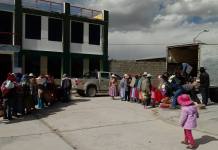 CALACOA: DEFENSA CIVIL ENTREGÃ“ KITS DE ALIMENTOS A LOS AFECTADOS POR LAS HELADAS EN ARUNTAYA Y TITIRE