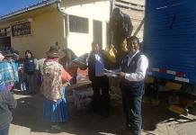 CARUMAS: ENTREGAN AYUDA HUMANITARIA A POBLADORES ALPAQUEROS