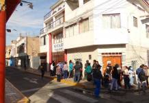 MOQUEGUA: ILEÑOS HACEN LARGAS COLAS EN NOTARIAS DE LA CIUDAD POR PROGRAMA REGIONAL DE VIVIENDA