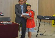 MOQUEGUA: GOBIERNO REGIONAL BRINDA APOYO A NIÃ‘OS DEPORTISTAS QUE PARTICIPARÃN EN TORNEO NACIONAL DE FÃšTBOL