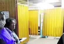 AREQUIPA: OBRAS EN HOSPITAL DE ESSALUD METROPOLITANO Y CONSULTORIOS SORPRENDEN A ASEGURADOS