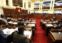 LIMA: CONGRESO APROBÃ“ SUSPENDER A MARTÃN VIZCARRA COMO PRESIDENTE DE LA REPÃšBLICA