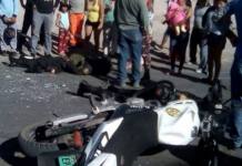 MOQUEGUA: DOS POLICÃAS MOTORIZADOS RESULTAN HERIDOS TRAS CHOCAR CONTRA COMBI