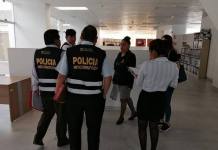 MOQUEGUA: CONSEJEROS DENUNCIAN A GOBERNADOR, ZENÃ“N CUEVAS, POR CONTRATAR A FAMILIARES EN OBRA